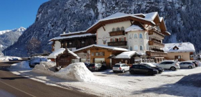 Hotel Gran Paradis Campitello Die Fassa